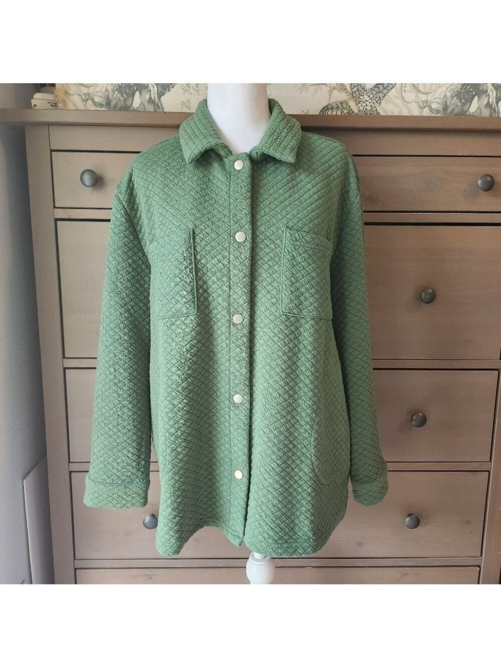 MUK LUKS Green Quilted Shacket with Snap  Closure